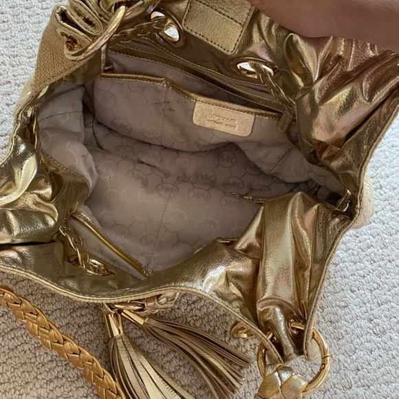 Michael Kors gold straw tote handbag - Picture 2 of 2